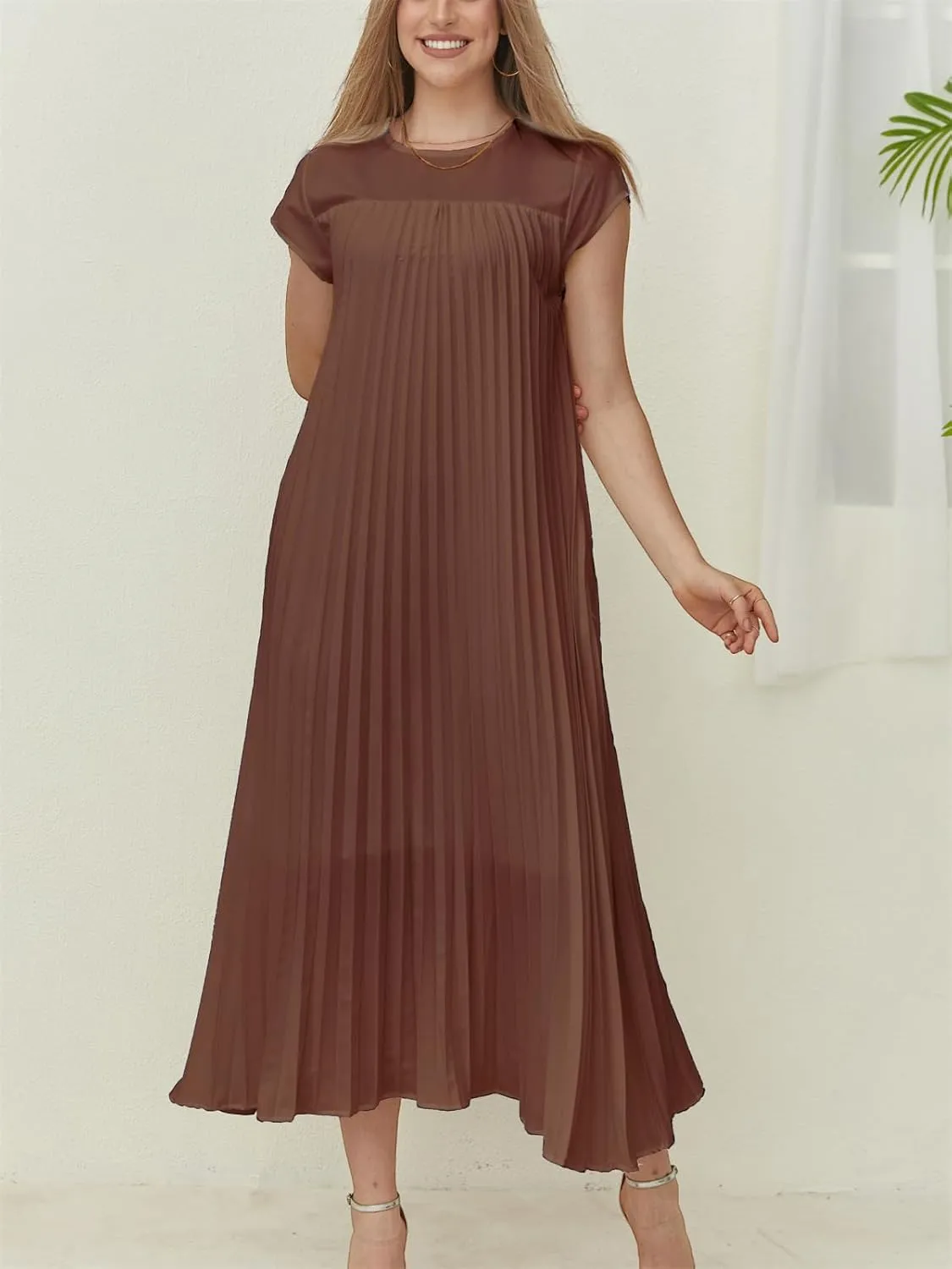 HOULENGS Women's 2025 Casual Short Sleeve Pleated Maxi Dress Loose Fit Crewneck Flowy Long Dress with Pockets