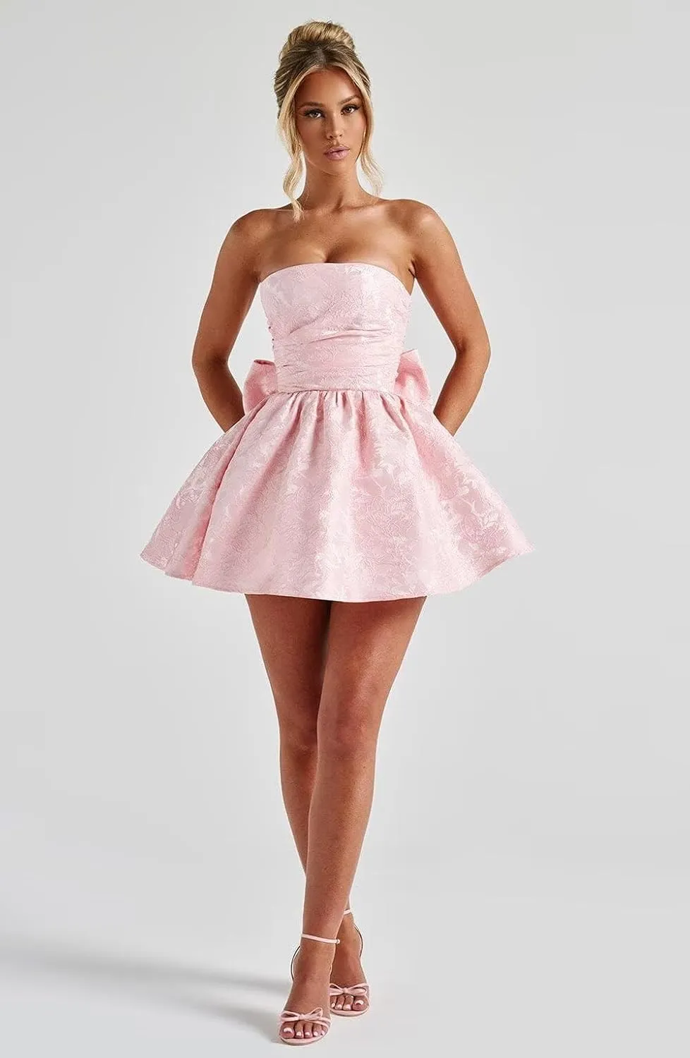 Wchecalino Floral Jacquard Satin Homecoming Dresses with Bow 2025 Strapless Short Mini Wedding Bridal Dresses