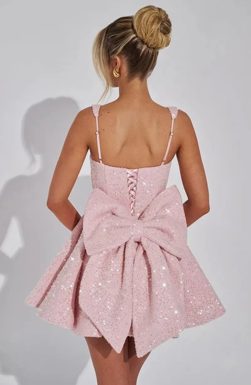 Wchecalino Square Neck Sequin Homecoming Dresses 2025 Short Spaghetti Strap Sparkly Cocktail Party Dresses with Bow