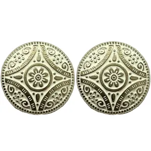 White & Silver Color Attractive Regal Traditional 1 Hole Round Metal Buttons